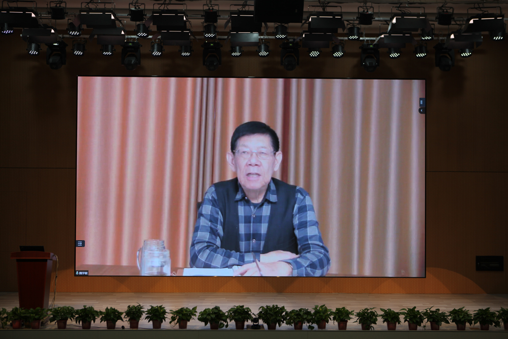 BB贝博微电召开中干高管述职会议